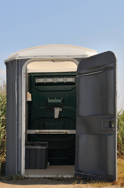 Best Porta potty delivery and setup  in Pasadena Hills, FL